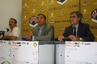 Corduba 05. Juan José Badiola y Antonio Gasca advierten que la crisis de las vacas locas no ha terminado