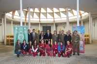 Autoridades y alumnos en la presentación de la parada de sementales