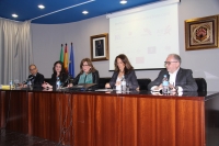 Un momento de la presentación del curso en el Salón de Actos de la Facultad de Ciencias del Trabajo.